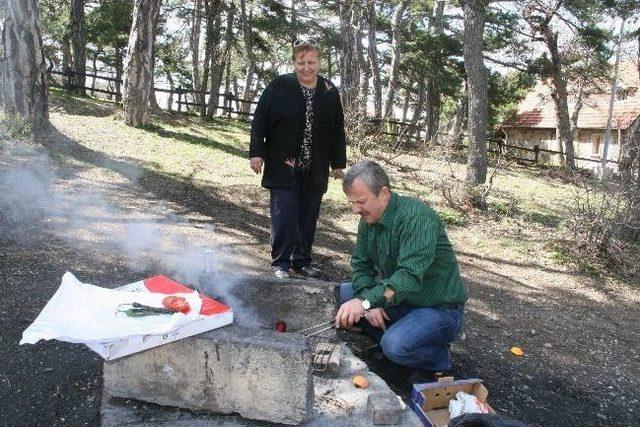 Yozgat’ta Vatandaşlar Güneşli Havanın Tadını Çıkardı