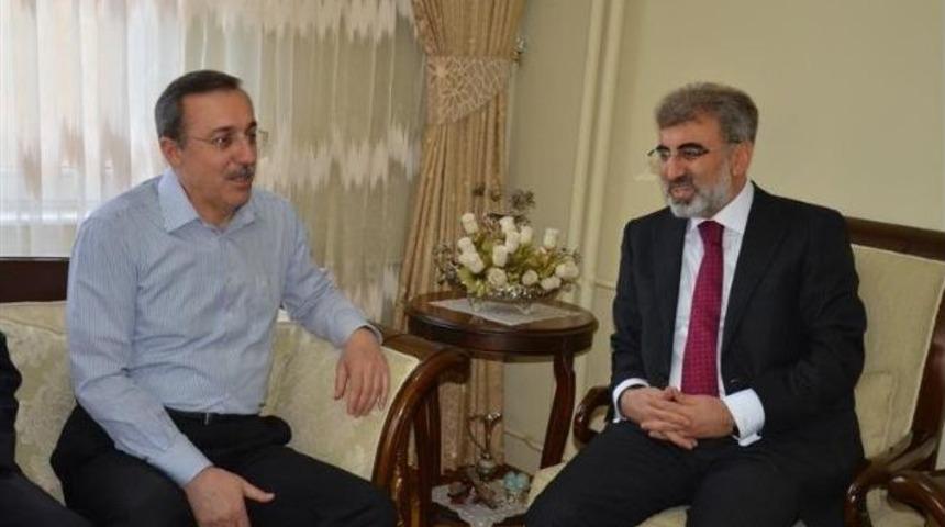 Bakan Yıldız Furkan Doğan&rsquo;ın Ailesini Ziyaret Etti