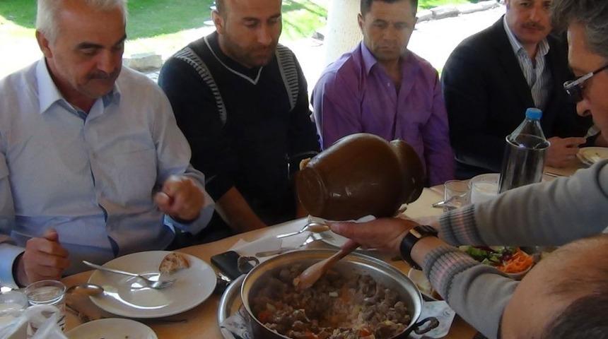 Hakkarili Iş Adamları Beypazarı&rsquo;nı Gezdi