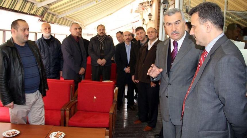 AK Partili Demir: &Ccedil;atlak Seslere Kulak Asmayın