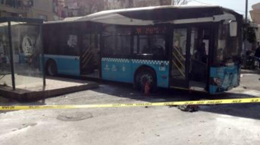 Halk Otob&uuml;s&uuml;ne Molotof Bombalı Saldırı