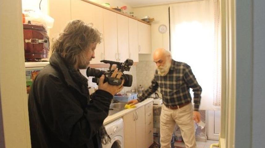 &Uuml;nl&uuml; Oyunculardan Kısa Filme Destek