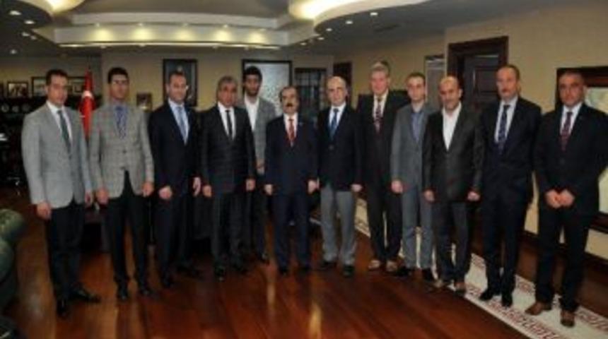 M&uuml;siad&rsquo;ın Yeni Y&ouml;netiminden, Vali Coş&rsquo;a Ziyaret