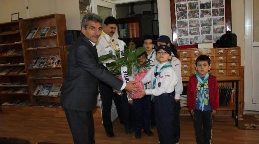 G&ouml;releli İzciler İl&ccedil;e Halk K&uuml;t&uuml;phanesini Ziyaret Etti