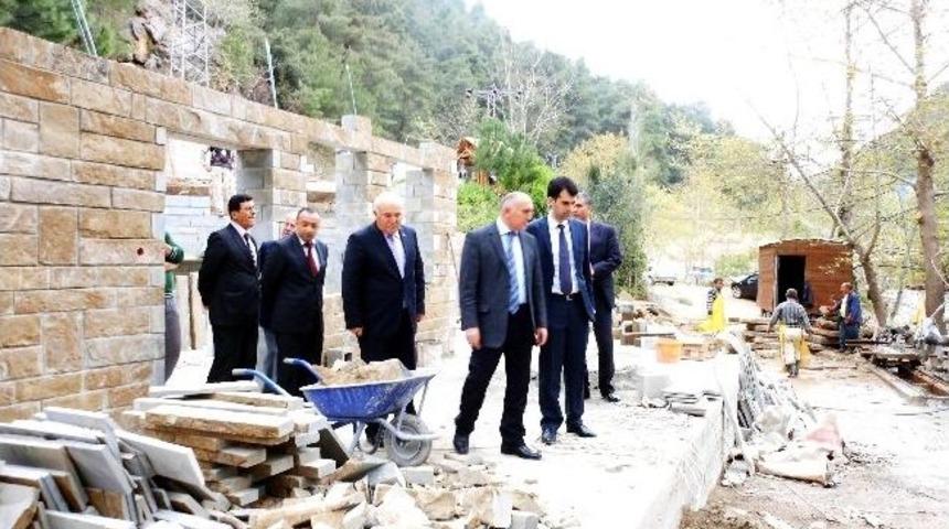 Karaisalı-yerk&ouml;pr&uuml; Asfalt Yola Kavuşuyor