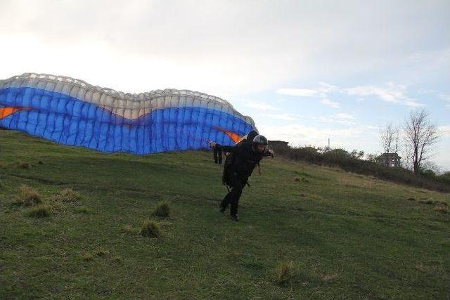 Trabzon Akyazı Yama&ccedil; Paraş&uuml;t&ccedil;&uuml;lerinin İlgi Odağı Oldu 2