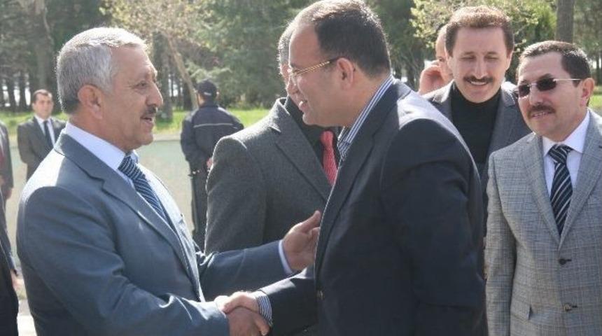 Başbakan Yardımcısı Bozdağ Afyonkarahisar&rsquo;da