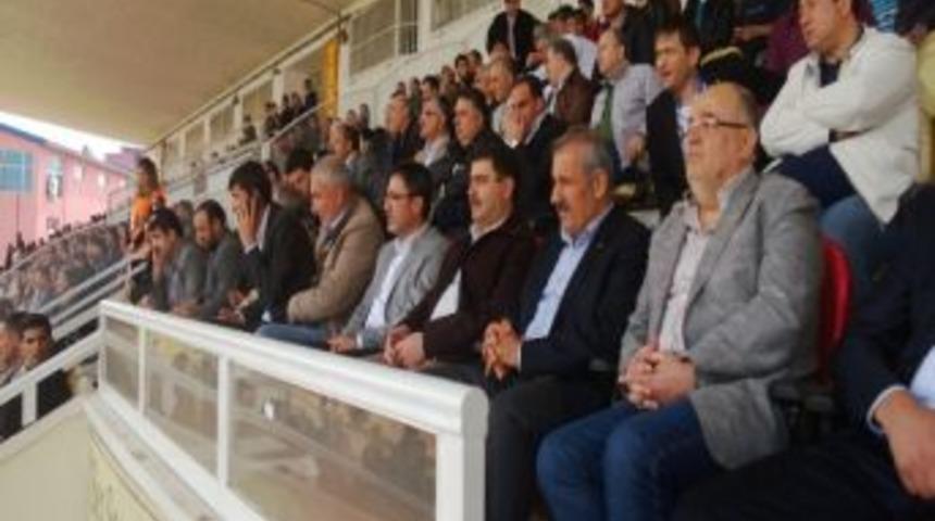 Protokol &Uuml;yelerinden Ma&ccedil;a İlgi