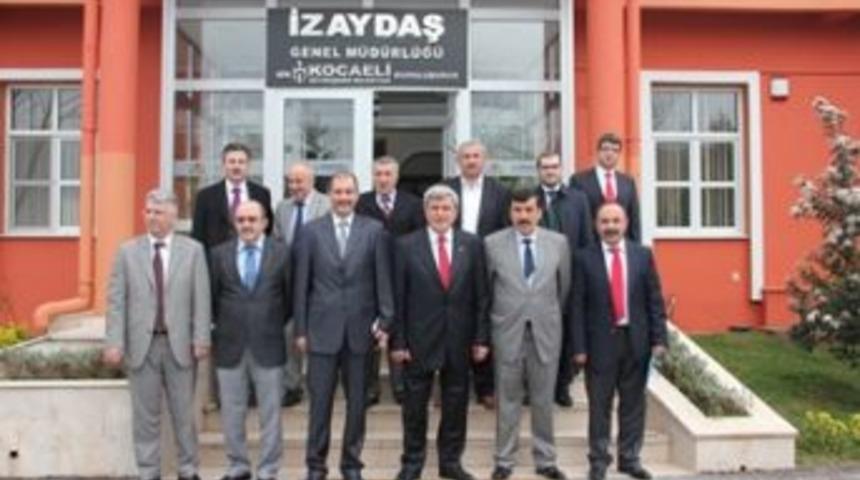 &ldquo;2014&rsquo;te 120 bin kişinin elektriğini &uuml;reteceğiz&rdquo;