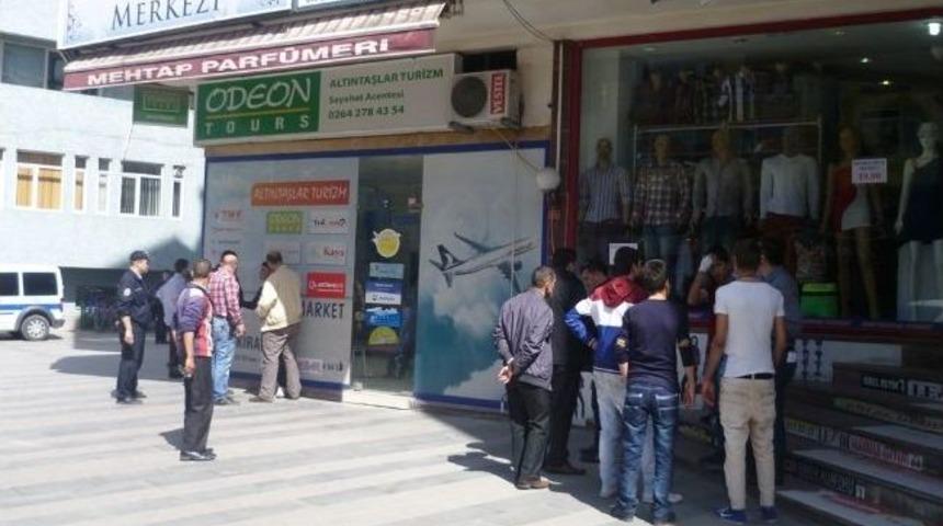 Olası Bir Bı&ccedil;aklama Polis Tarafından Engellendi