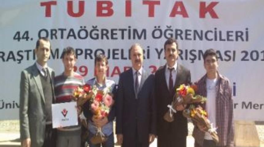 Şehzade Mehmet Koleji&rsquo;ne T&uuml;bitak&rsquo;tan İki Madalya
