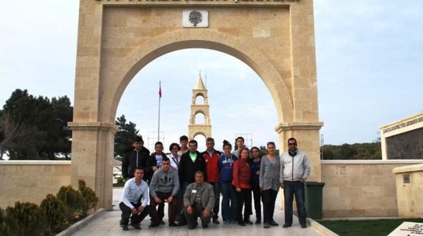 Gurbet&ccedil;i Gen&ccedil;lerin &Ccedil;anakkale Gezisi