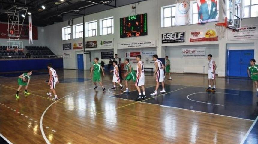 Marmara&rsquo;nın En B&uuml;y&uuml;k, 'k&uuml;&ccedil;&uuml;ğ&uuml;' D&uuml;zce Belediye Spor