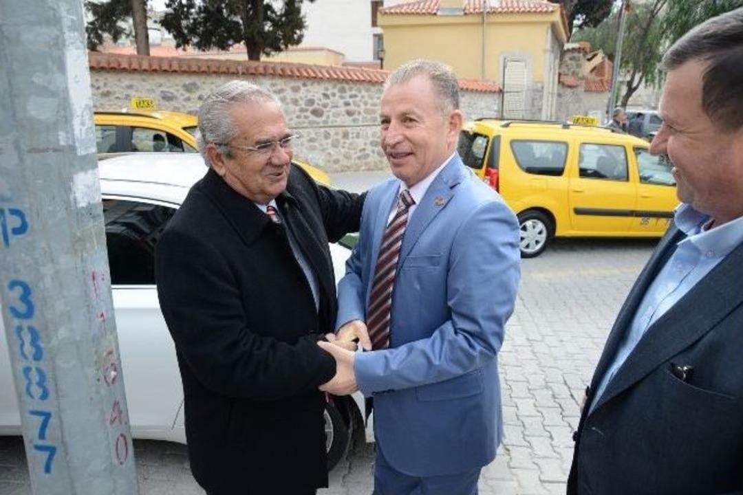 Bornovalı Taksiciler Ege-koop Başkahı H&uuml;seyin Aslan&rsquo;ı Ağırladı