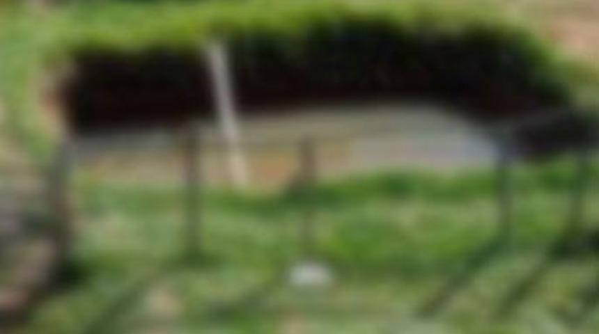 Su dolu çukura düşen bebek öldü