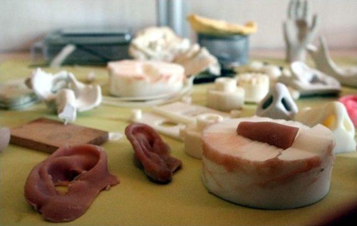 Lise Öğrencilerinden Protez Kulak Ve Burun G5