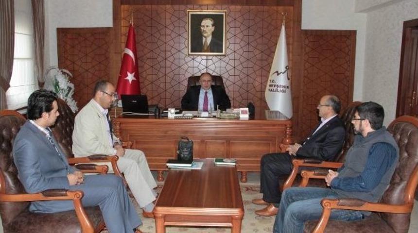 Suriye’ye Yardım Platformu Üyelerinden Vali Savaş’a Ziyaret