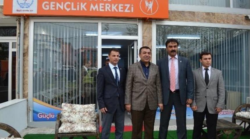 Turgutlu Gen&ccedil;lik Merkezi A&ccedil;ıldı
