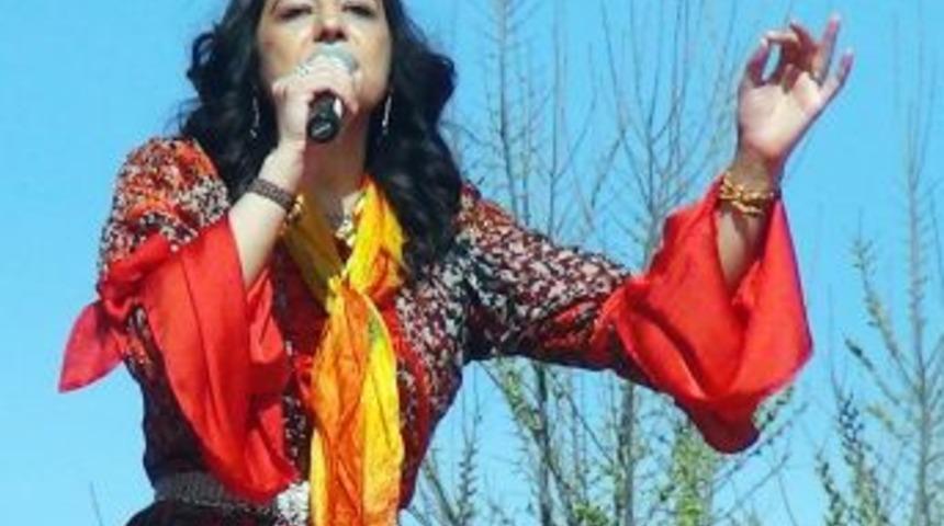 Akat, Tecav&uuml;z Davalarında Kadına Yaşatılan Mağduriyetin Araştırılmasını Istedi