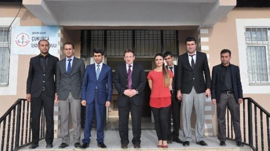 Silopi Kaymakamı Altın Madalya Kazanan &Ouml;ğretmeni Ziyaret Etti