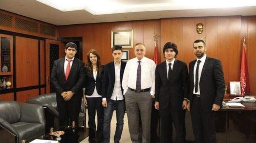 Hk&uuml; &Ouml;ğrencilerinden Resmi Kurumlara &Ccedil;ıkarma