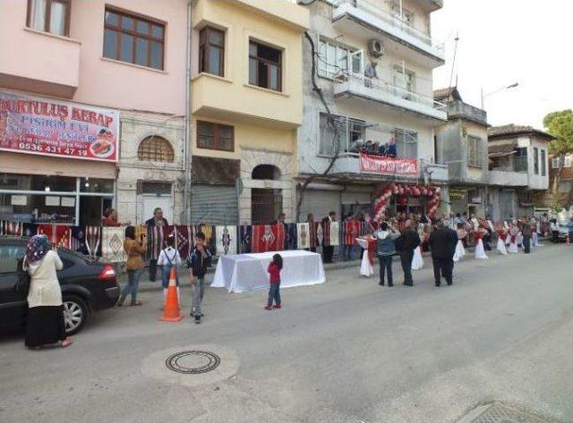 Dünyanın En Uzun Kilimi Antakya'da Dokundu