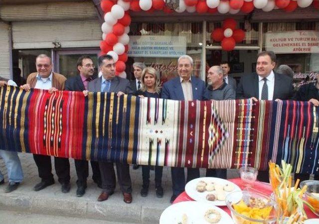 Dünyanın En Uzun Kilimi Antakya'da Dokundu