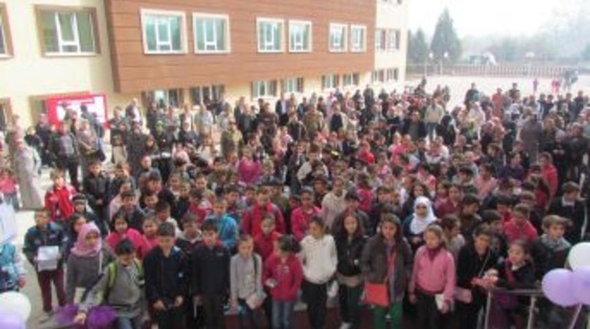 Nil&uuml;fer Safvet Koleji&rsquo;ne Girmek I&ccedil;in Ter D&ouml;kt&uuml;ler