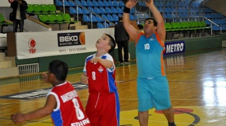 &Ouml;zel &Ouml;ğrencilerin Basketbol Keyfi