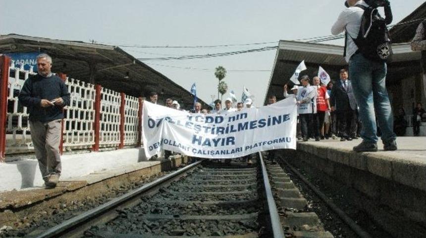 Demiryolunda &Ouml;zelleştirme Protestosu