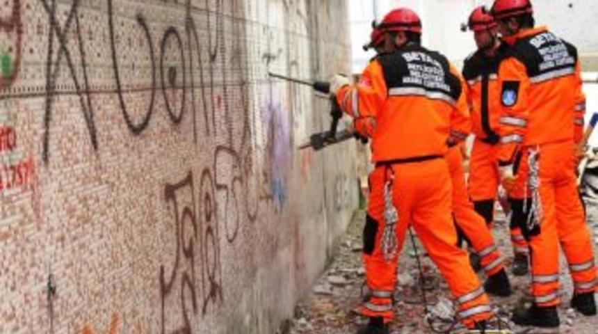&Ouml;ğrencilerin Yangın Tatbikatı Nefes Kesti