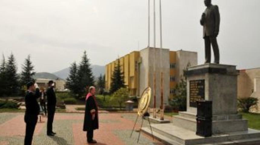 OM&Uuml; 38'inci Kuruluş Yıld&ouml;n&uuml;m&uuml;n&uuml; T&ouml;renle Kutladı