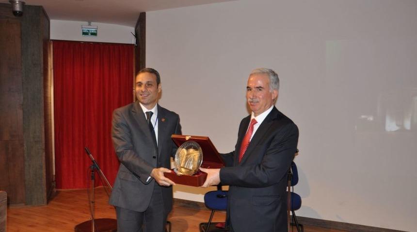 T&uuml;rk Ve Arap &Uuml;niversiteli &Ouml;ğrenciler Dostluk Ve Kardeşlik Oyunları Başlattı