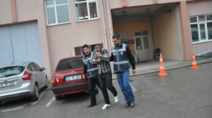 Cezaevinden &Ccedil;ıktı, 20 Kilogram Esrarla Yakalandı