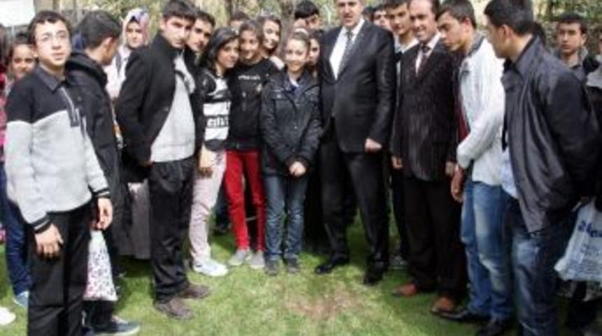 Gaziantep’te ‘yüz Güler Yüz’ Rojesi