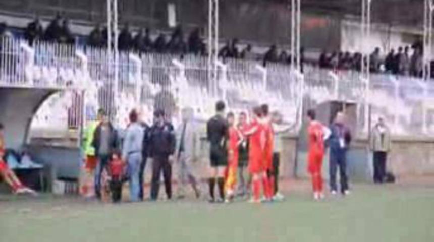 &Ccedil;ekilen şut arabasına gelince sahayı bastı