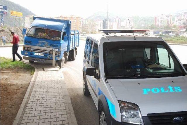 Giresun'da Trafik Kazası: 3 Yaralı