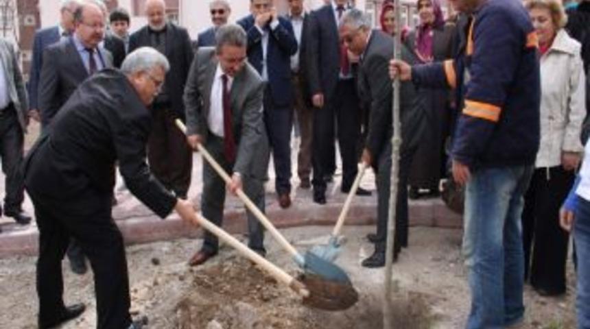 Karatay&rsquo;da D&ouml;rd&uuml;nc&uuml; Ağa&ccedil;landırma Programı Yapıldı