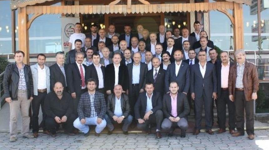 Milletvekili Işık G&uuml;&ccedil;def'in Kahvaltısına Konuk Oldu