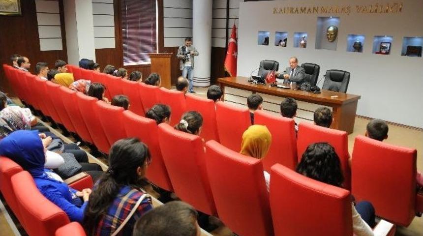 Vali Kocatepe &Ouml;ğrencilerle Buluştu