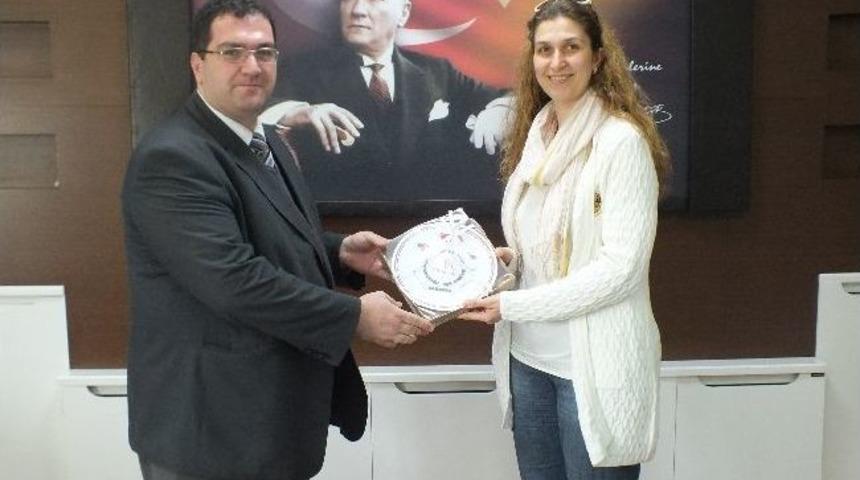 Trabzonlular Derneği'nden Sağlık M&uuml;d&uuml;rl&uuml;ğ&uuml;ne Ziyaret