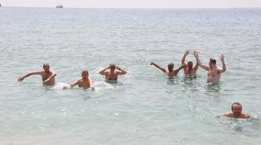 Alanya'da 1 Nisan Denize Girme G&uuml;n&uuml; İlan Edildi