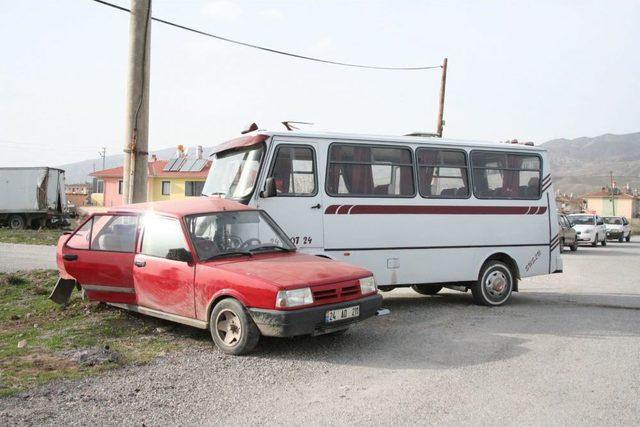 Erzincan da Kaza: 7’si Öğrenci 10 Yaralı 2