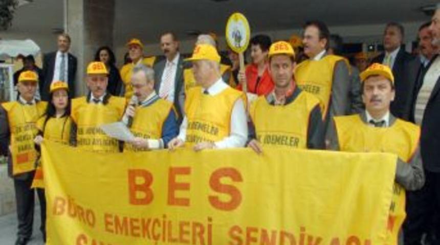 BES, Ek Ve Fazla Mesai &Ouml;demeleri I&ccedil;in Eylem Yaptı