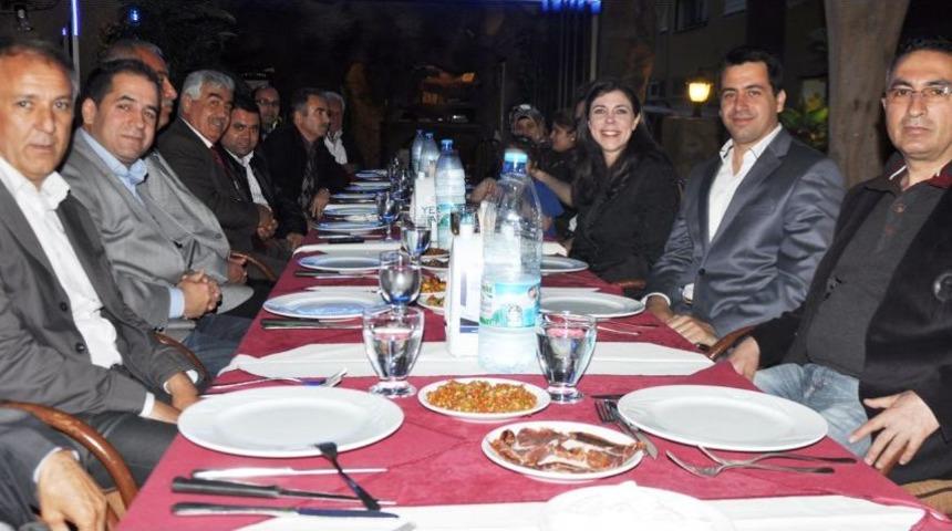 Milletvekili Bakır, Alanya'da Hemşehrileriyle Turizmi Masaya Yatırdı