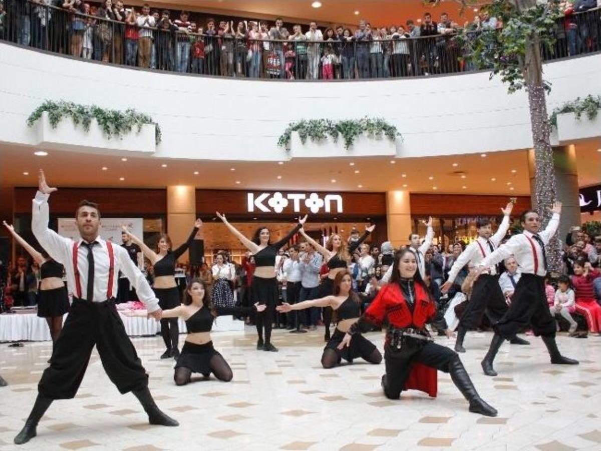 Optimum&rsquo;a Gelenler Grup Dir&rsquo;le Coştu