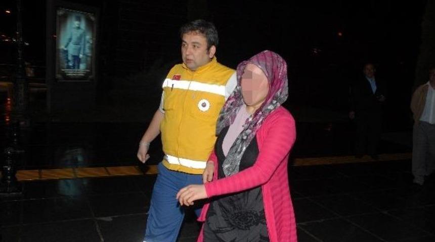 Bebeğiyle denize atlayıp intihar etmek istedi