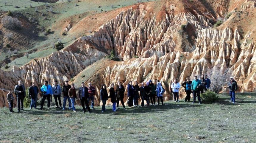 'Fotoğraf &Ccedil;ekme Kursu' &Ouml;ğrencileri Sahaya Indi