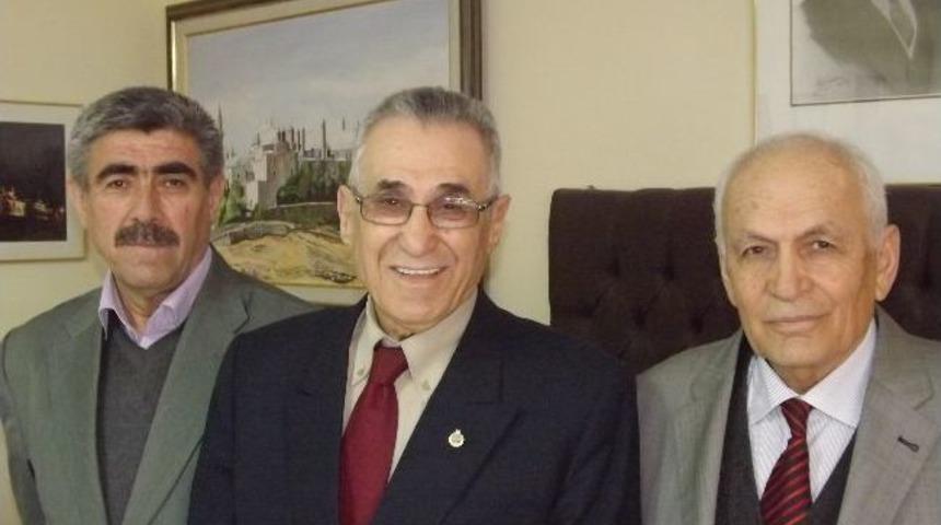 Seyyid Battal Gazi Vakfı'ndan İlyas K&uuml;&ccedil;&uuml;kcan'a Vefa &Ouml;rneği