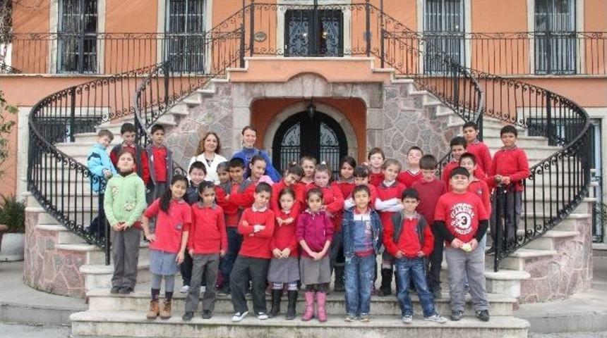 Ata&rsquo;ya &Ouml;zlem H&uuml;z&uuml;nlendirdi